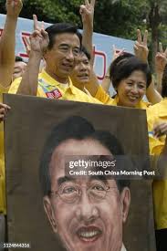 Liberal Party chairman James Tien Pei-chun with his wife Mary Tien... News  Photo