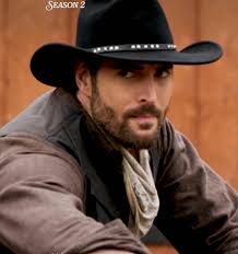 With age comes wisdom. ✨ When Hope Calls episode 4 starts NOW