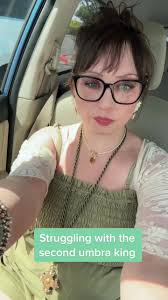 Struggling with aeternum by jamie applegate hunter…#theumbraking #aeternum  #booktok #bookishthoughts