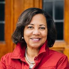 Kathie Berry's Instagram, Twitter & Facebook