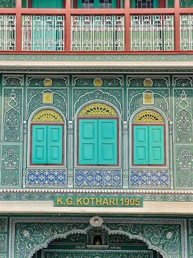 WithinTheWalls #PaintedPortals ~ Kothari Haveli | कोठारी हवेली Situated in the old settlement block, the urban mansion of the Kothari family is quite the local landmark, mainly due to its beautiful and