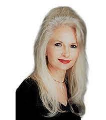 Vicky Lowery's Instagram, Twitter & Facebook