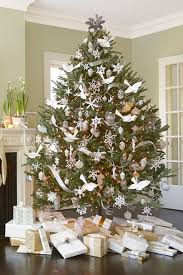 60 Christmas Tree Decorating Ideas That Ll Seriously Upgrade Your Holiday White Christmas Trees Scandinavian Christmas Trees Cheap Christmas Trees