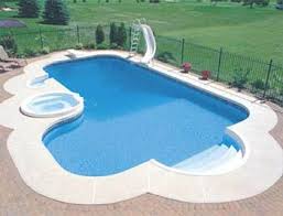 How Much Chlorine To Add To Pool Understanding Free Chlorine Vs Total Chlorine Pool University Swimming Pools Inground Pool Landscaping Backyard Pool