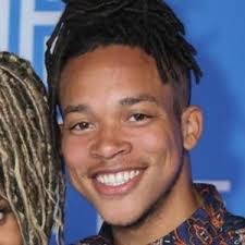 Devin Johnson's Instagram, Twitter & Facebook