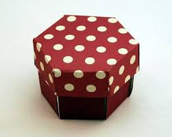 Place the card inside this large sized paper box. Hexagon Explosion Box