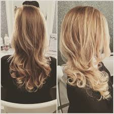 New Caramel Balayage Base 6 12 And 7 65 First Bleach Mids And Ends With Blondme 9 Bleach With 6 To A Level 9 And Tone With Igora 9 5 1 And 9 5 4 Dir Abou Sac