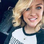 Tara Woody's Instagram, Twitter & Facebook