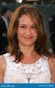 Julia Warner's Instagram, Twitter & Facebook