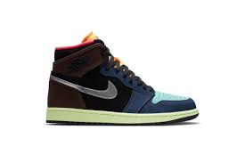 Back 15 years ago, in the midst of the sb prime, undefeated decided to team up with nike sb on their dunk hi sneaker. Air Jordan 1 Retro High Og Bio Hack 555088 201 Afew Store