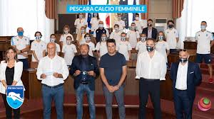La storia del pescara calcio. Francesco Mucci E Il Nuovo Allenatore Del Pescara Calcio Femminile Calcio Femminile Italiano