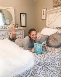 My New Book Theaudition Is Finally In Stores In The Us Did You Get Your Copy Yet Link In Bio Don T Forget I Ll Be In 2020 Maddie Ziegler Maddie Zeigler