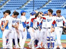 Jun 04, 2021 · 더오래댄스영화 주인공, 한국 카바레 '제비' vs 일본 월급쟁이 중앙일보 입력 2021.06.04 07:00 인쇄 기사 보관함(스크랩) 글자 작게 글자 크게 Lxnedjqipqx64m
