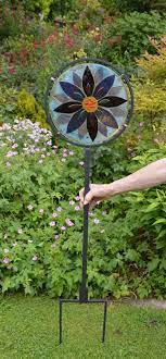 Fused Glass Garden Stake Https Www Etsy Com Uk Shop Amandapullinglass Http Www Ebay Co Uk Sch Amao1202 M Stained Glass Projects Glass Garden Glass Flowers