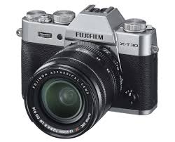 富士フイルムのミラーレス一眼カメラは フィルムメーカーならではの色の表現力 と、 おしゃれでクラシカルなデザインが特徴 です。 å¯Œå£«ãƒ•ã‚¤ãƒ«ãƒ  ãƒŸãƒ©ãƒ¼ãƒ¬ã‚¹ãƒ‡ã‚¸ã‚¿ãƒ«ã‚«ãƒ¡ãƒ© Fujifilm X T30 ã‚'3æœˆä¸‹æ—¬ã«ç™ºå£² Video Salon