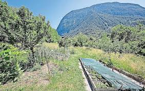 Nutze die permakultur auch, um einen verwilderten garten neu zu gestalten. Hier Ist Die Natur Willkommen 1815 Ch
