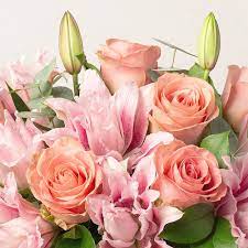 Get flower bouquet delivery in uk online from ferns n petals. Rose And Lily Bouquet Flowers Delivered Bunches