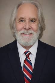 Would anyone that has had implants or crowns be able to recommend a good  dentist? Many thanks for any help.