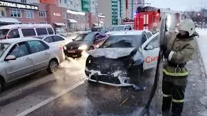 Jun 05, 2021 · ещё все новости 05.06.2021, 13:52 суд в новосибирске арестовал участников стычки с полицейским, застрелившим их. Taksist Sbezhal Iz Goryashej Mashiny Posle Massovogo Dtp V Voronezhe Novosti Voronezha I Voronezhskoj Oblasti Vesti Voronezh