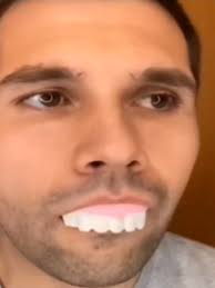 Peter Crouch vs Cristiano Ronaldo: Un duelo memorable