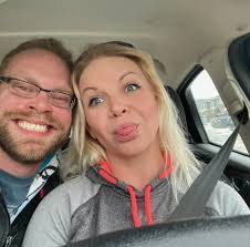 Cindy Epp's Instagram, Twitter & Facebook