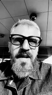 Frasi Massimo: Scopri Napoli e l'Italia