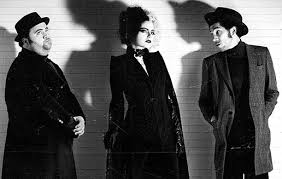 Download full quality poster of cruella. 2 New Trailers Clip Posters Drop For Cruella Mickeyblog Com