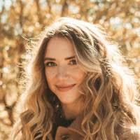 Kylah Wright's Instagram, Twitter & Facebook