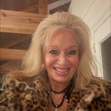 Exciting News! After a recent trip to Belize with my daughter, I am proud  to announce that I will be teaming up with one of the newest, premier  hotels to open in