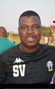 PRESIDENTIAL AWARDED TO MR CALVO🇻🇺🙏🏿 So proud to meet a humble, quiet  and business leader at the Independence Presidential Award cocktail. He is  our very own Robert Calvo, someone who contributed in