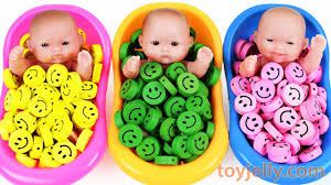 4.5 out of 5 stars. Contoh Soal Pelajaran Puisi Dan Pidato Populer Baby Bath Time Surprise