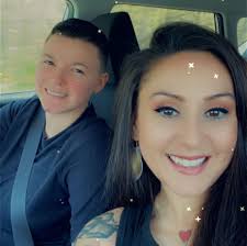 Is the pacing in Court of Thorns and Roses unrealistic?