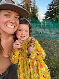 Gardening help available in Scandia