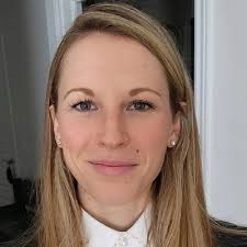 Le 20 novembre dernier, j'ai eu la chance de recevoir, du Jeune Barreau de  Montréal, le prix « Avocate JBM de l'année 2024 en droit criminel et pénal  » entourée de mes