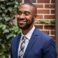 Dashay Brown's Instagram, Twitter & Facebook