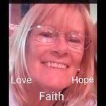 Lori Roark's Instagram, Twitter & Facebook