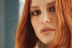 Your hair, your skin tone, your eyes, and all other parts are biologically designed to collaborate with each other to bring out the best in you! The 4 Best Hair Colors For Brown Eyes A Visual Guide