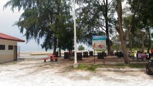 D'alphine morib, berkonsepkan kayu alphine, yang terletak dia dalam kg tali air, morib. Pantai Kelanang Beach Picture Of Pantai Kelanang Beach Banting Tripadvisor