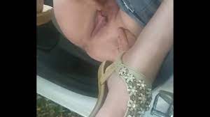 PUBLIC FUCK: young man pays homeless woman for public sex - XVIDEOS.COM