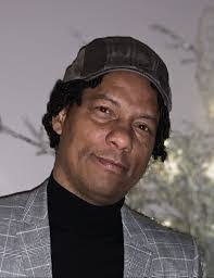 Lee Romain's Instagram, Twitter & Facebook