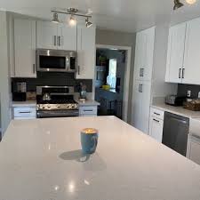 Ultra sleek and contemporary modern kitchen cabinets to help inspire your dream kitchen! La Carpet 131 Photos 123 Reviews Flooring 2410 Wardlow Rd Corona Ca Phone Number