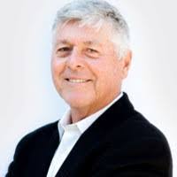 Eddie Shiojima's Instagram, Twitter & Facebook