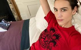 Korzet, motoristička jakna i školska uniforma predvodit će trendove za  jesen. Znamo kako ih nositi