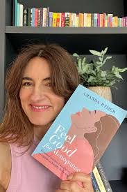 Amanda Ryder's Instagram, Twitter & Facebook