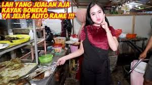 Dengan bahan sederhana, kamu bisa meracik sambal matah sendiri di rumah. Laris Manis Penjual Bebek Goreng Cantik Ini Diantre Pembeli
