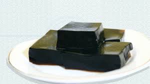 Peraturan utama dari cara membuat perempuan jatuh cinta padamu adalah jangan pergi dan hilang begitu saja darinya. Cara Bikin Cincau Hitam