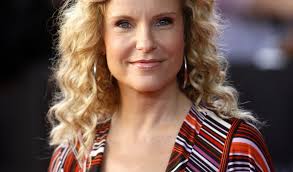 Willkommen auf der offiziellen fanpage von rtl punkt 12 moderatorin katja burkard. Ildtq 2ifm Lsm