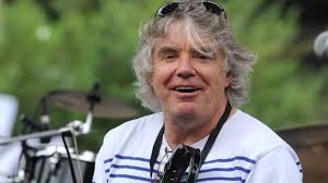 Les Sables-d'Olonne. Tous dans l'même bateau avec Thomas Dutronc