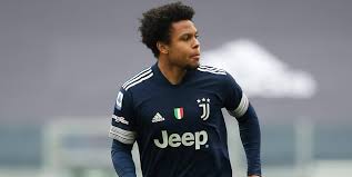 Mckennie's timing to get out, as has been the case with many of his midfield runs, has been impeccable. Nachbarn Riefen Die Polizei Ex Schalke Star Mckennie Hat Arger Nach Corona Party Mopo
