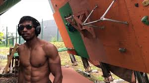 Francouzský lezec bassa mawem si v úterní kvalifikaci na olympijských hrách v tokiu natrhl biceps a musí na operaci. Bassa Mawem Speeed Motivation Youtube